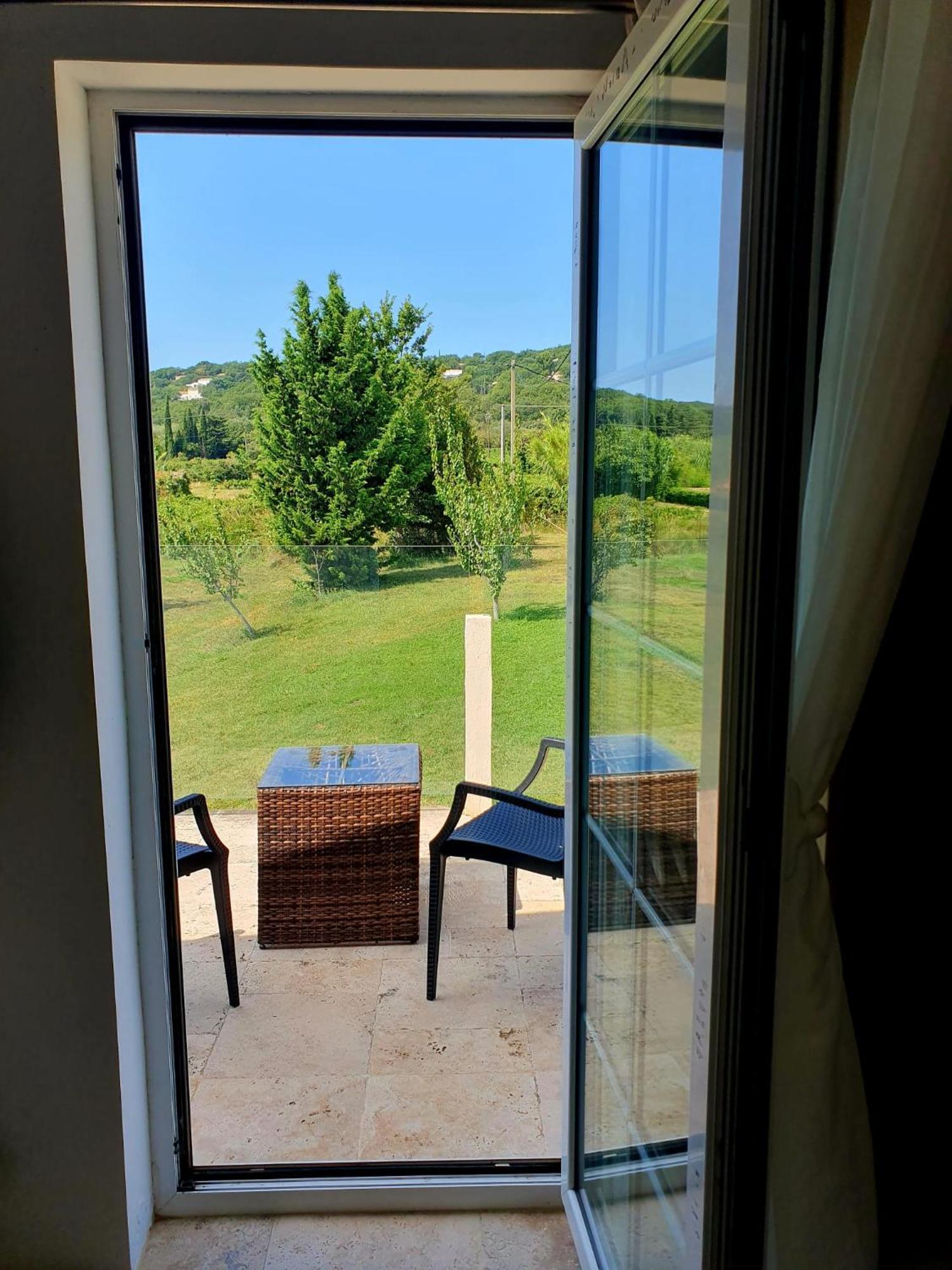 罗什福尔-迪加尔Superbe Chambre Avec Terrasse, Parking Prive, Jardin, Calme, Climatisation, 10 Mn Pont Du Gard #7公寓 外观 照片